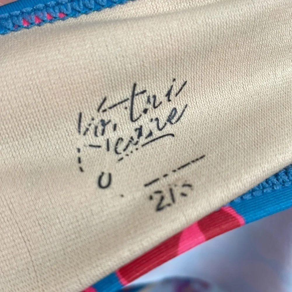 Kortni Jeane size bikini